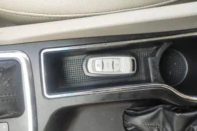 Geely Auto Emgrand 2016, 38100 км, за 30247.12 CNY - фото 31