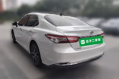 Toyota Camry 2023, 36200 км, за 142675.78 CNY