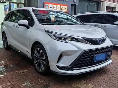 Toyota Granvia 2023, 64300 км, за 249800 CNY