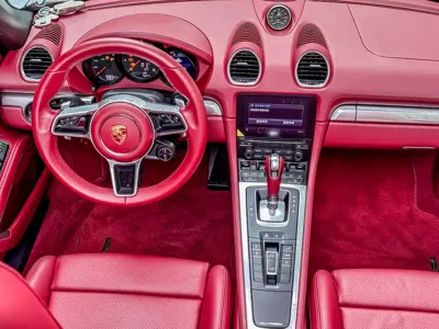 Porsche 718 2022, 13000 км, за 425000 CNY - фото 8
