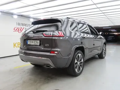 Jeep Cherokee 2021, 23440 км, за 20900000 KRW - фото 4