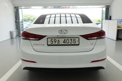 Hyundai Avante 2018, 99748 км, за 10400000 KRW - фото 4