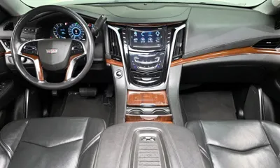 Cadillac Escalade 2018, 75087 км, за 32700000 KRW - фото 7