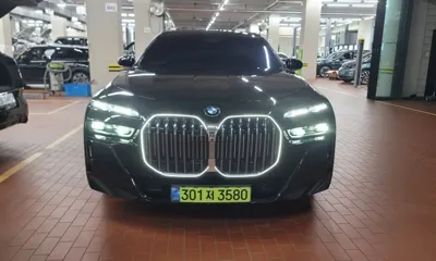 BMW 7-Series · 2025 год