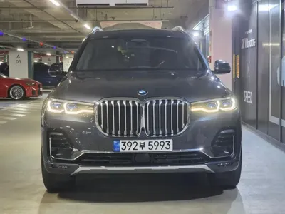 BMW X7 · 2022 год