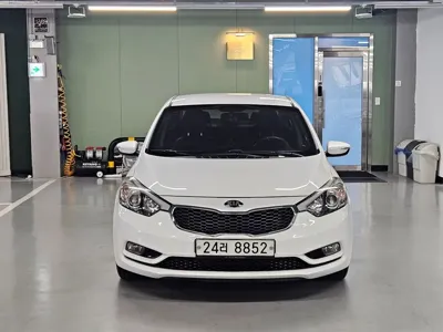 Kia K3 · 2013 год