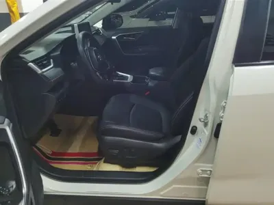 Toyota RAV4 2020, 90600 км, за 85000 CNY - фото 9