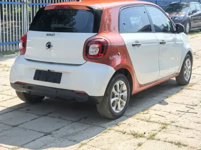 Smart Smart Forfour 2017, 107000 км, за 31000 CNY - фото 4