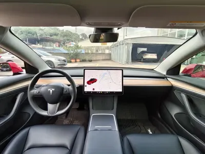 Tesla Model 3 2021, 32000 км, за 126800 CNY - фото 12