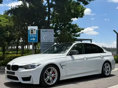 BMW 3 Series · 2018 год