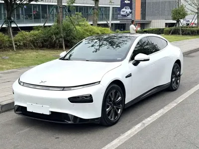 Xpeng P7 · 2022 год
