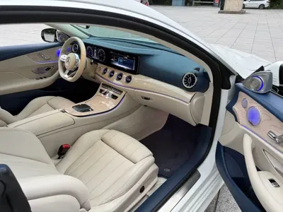 Mercedes-Benz E-Class (Import) 2020, 30000 км, за 210000 CNY - фото 15
