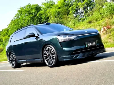 AITO 问界 AITO M9 2024, 40000 км, за 328800 CNY