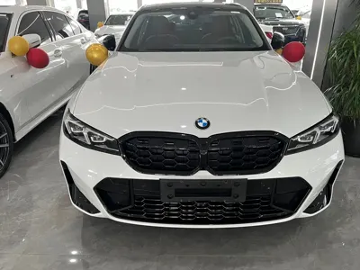 BMW 3 Series 2022, 25000 км, за 145000 CNY