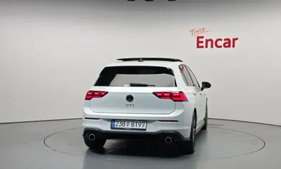 Volkswagen Golf 2024, 13525 км, за 36800000 KRW