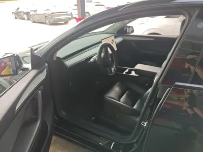 Tesla Model Y 2023, 36000 км, за 170000 CNY - фото 3