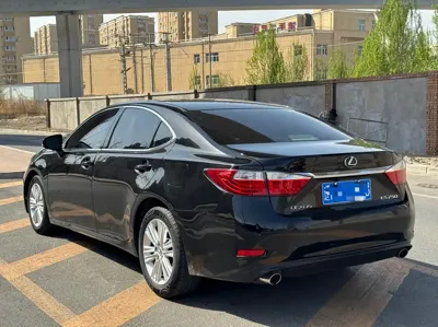 Lexus ES 2013, 157000 км, за 59800 CNY - фото 9