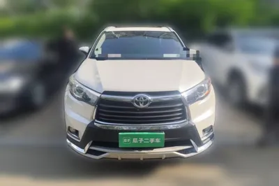 Toyota Highlander 2015, 68800 км, за 99141.58 CNY - фото 3