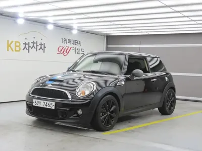 MINI Cooper · 2012 год