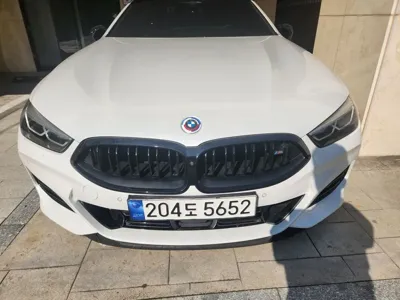 BMW 8-Series · 2023 год