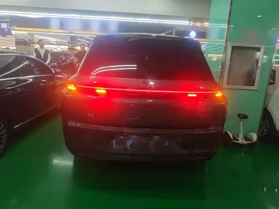 Li Auto Li L8 2023, 58600 км, за 205400 CNY - фото 6