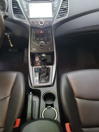 Hyundai Avante 2016, 84311 км, за 7000000 KRW - фото 12