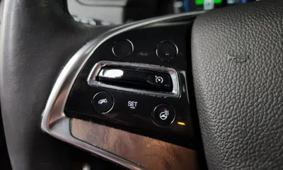Cadillac Escalade 2018, 55418 км, за 36900000 KRW - фото 16