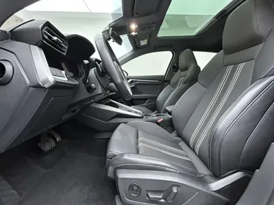 Audi A3 2022, 145800 км, за 154800 CNY
