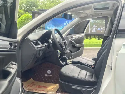 Volkswagen Bora 2017, 126000 км, за 32800 CNY - фото 9