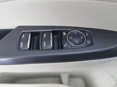 Buick GL8 2020, 104400 км, за 123900 CNY - фото 9