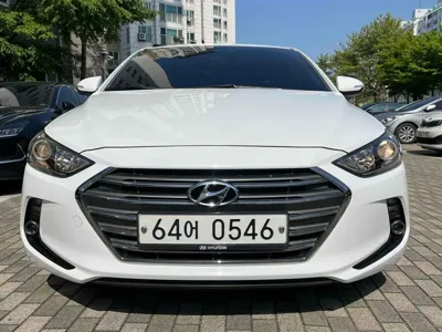 Hyundai Avante 2017, 130000 км, за 8900000 KRW - фото 2