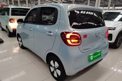 Wuling Hongguang MINIEV 2025, 8400 км, за 51589.79 CNY