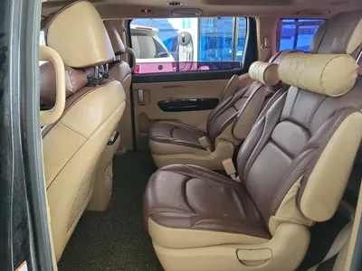 Kia Canival 2015, 123906 км, за 9500000 KRW - фото 16