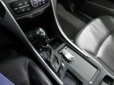 Hyundai Sonata 2013, 169676 км, за 4400000 KRW - фото 9