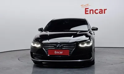 Hyundai Grandeur 2018, 128972 км, за 14000000 KRW