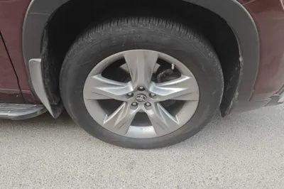 Toyota Highlander 2015, 196300 км, за 67979686.04 CNY - фото 8