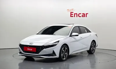 Hyundai Avante · 2022 год