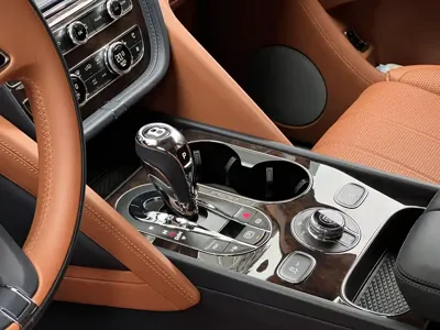 Bentley Bentayga 2021, 18000 км, за 1758000 CNY - фото 9