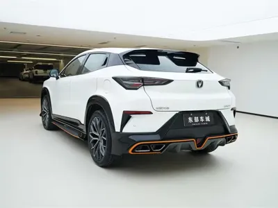 Changan UNI-T 2023, 22000 км, за 72800 CNY