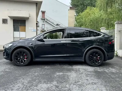 Tesla Model X 2019, 82000 км, за 193800 CNY