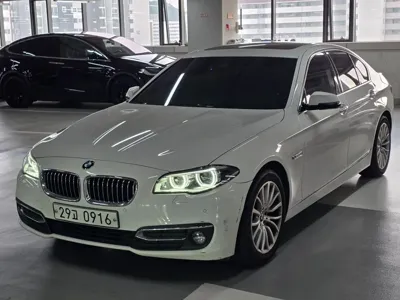 BMW 5-Series · 2016 год