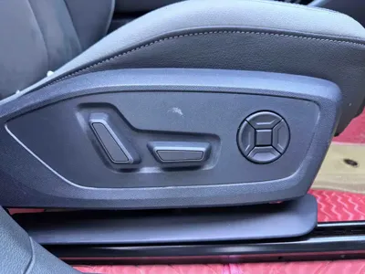 Audi Q3 2023, 41000 км, за 191000 CNY - фото 20