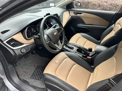 Chevrolet Monza 2022, 52000 км, за 41800 CNY