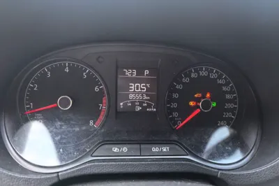 Volkswagen Polo 2016, 85500 км, за 34968.36 CNY - фото 12