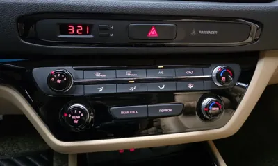 Kia Canival 2019, 65384 км, за 17100000 KRW - фото 15
