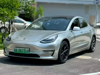 Tesla Model 3 2019, 130000 км, за 99000 CNY - фото 1