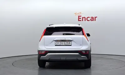 Kia Niro 2022, 142022 км, за 99990000 KRW