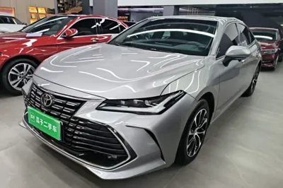 Toyota Avalon · 2022 год