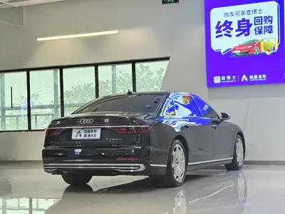 Audi A8 2025, 30000 км, за 838800 CNY - фото 18