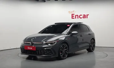 Volkswagen Golf · 2023 год